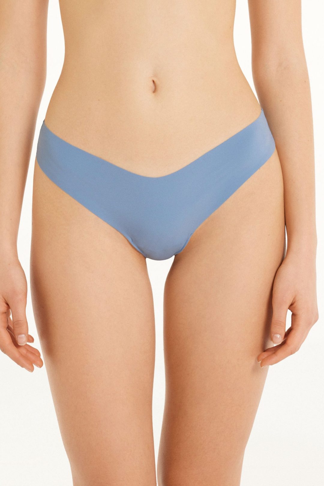 Mikrofiber V Şekilli Lazer Kesim Brezilya Külot